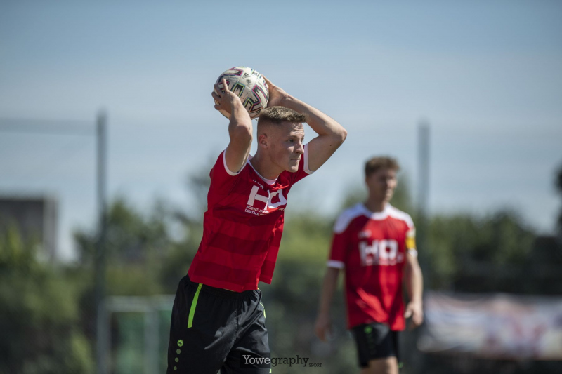 15_Yowe_Jonas_Wenzel_YOW2261