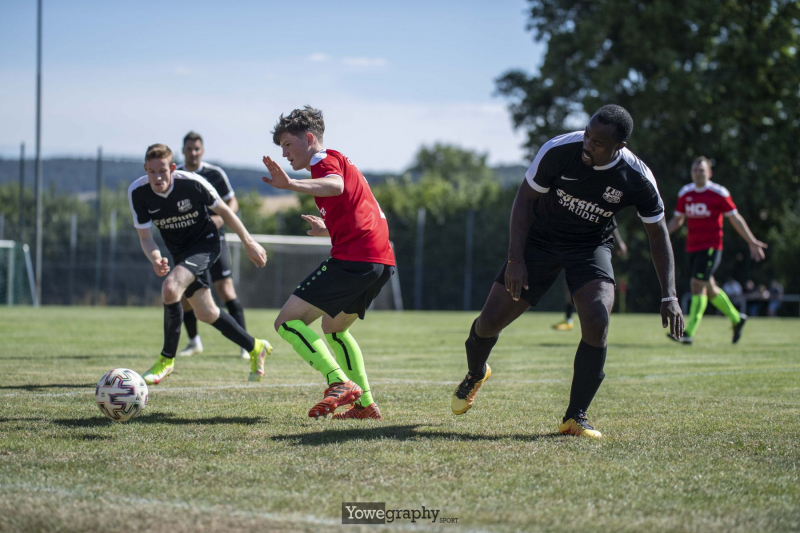 20_Yowe_Jonas_Wenzel_YOW2316