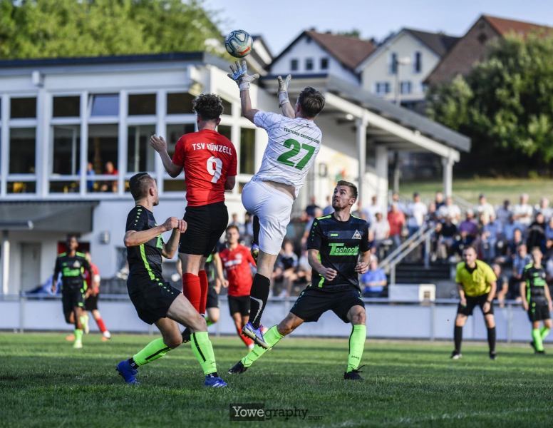 10_Yowe_Jonas_Wenzel__YOW2687