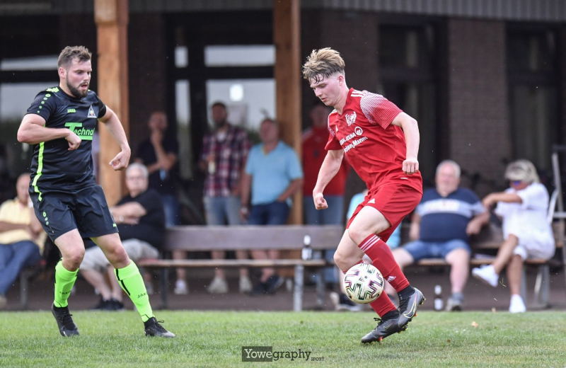 19_Yowe_Jonas_Wenzel__YOW3455