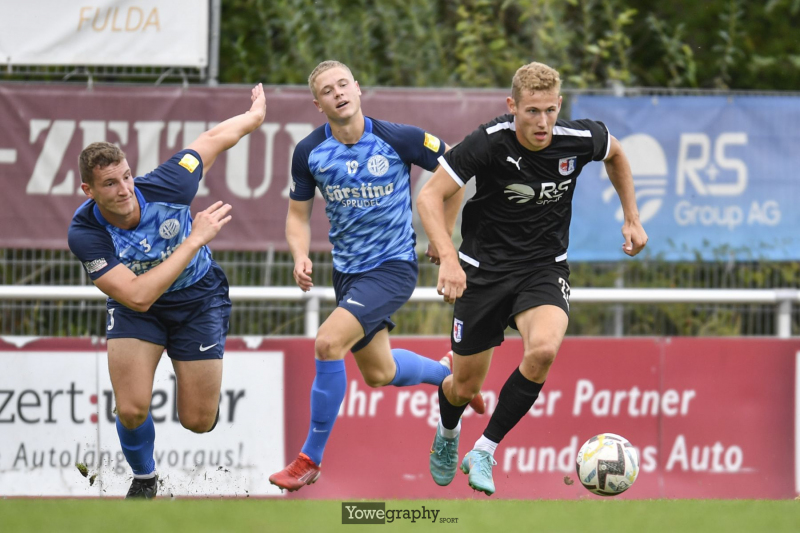 26_Yowe_Jonas_Wenzel__YOW6306