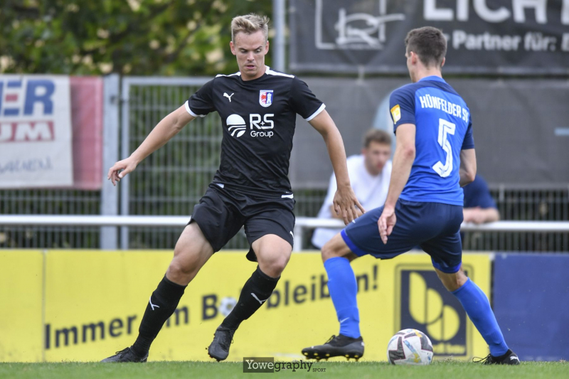 27_Yowe_Jonas_Wenzel__YOW6315