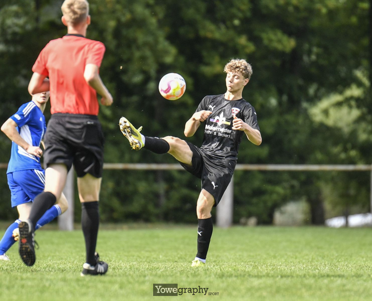32_Yowe_Jonas_Wenzel__YOW6662