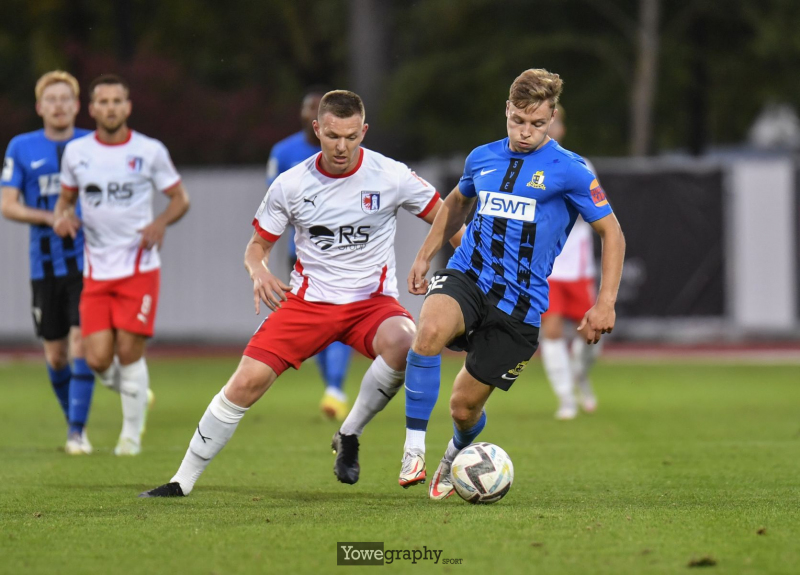 29_Yowe_Jonas_Wenzel__YOW7541