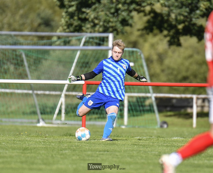 05_Yowe_Jonas_Wenzel__YOW7888