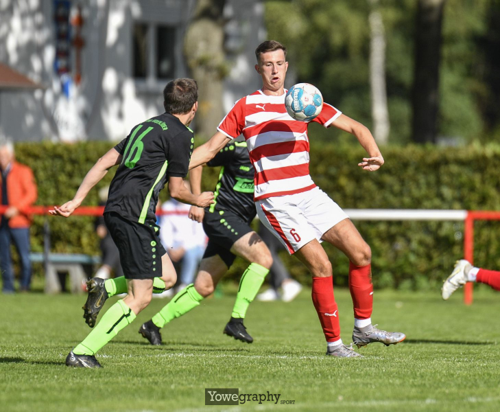 14_Yowe_Jonas_Wenzel__YOW7922