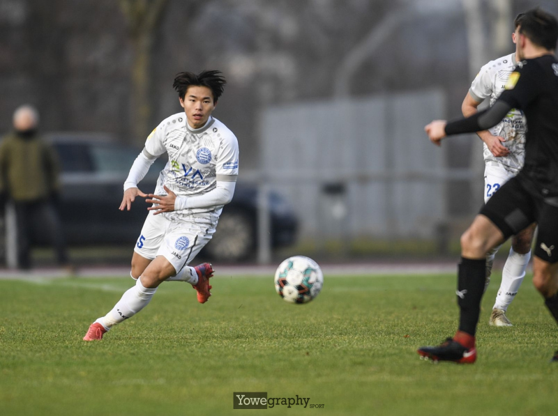 15_Yowe_Jonas_Wenzel__YOW8123