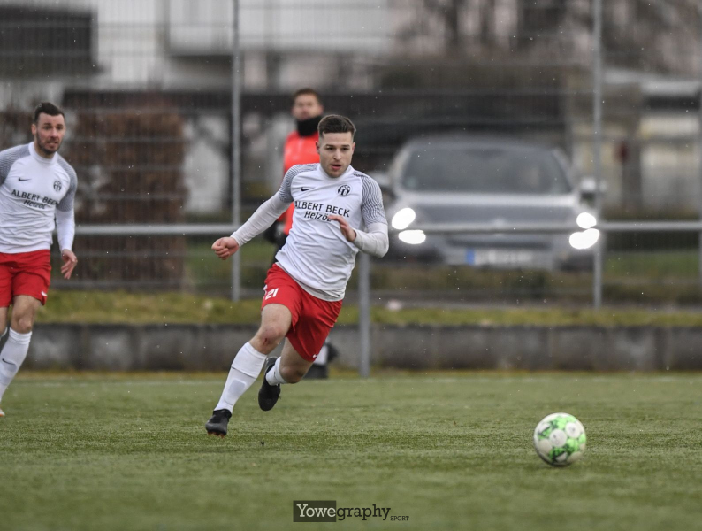 24_Yowe_Jonas_Wenzel__YOW2440
