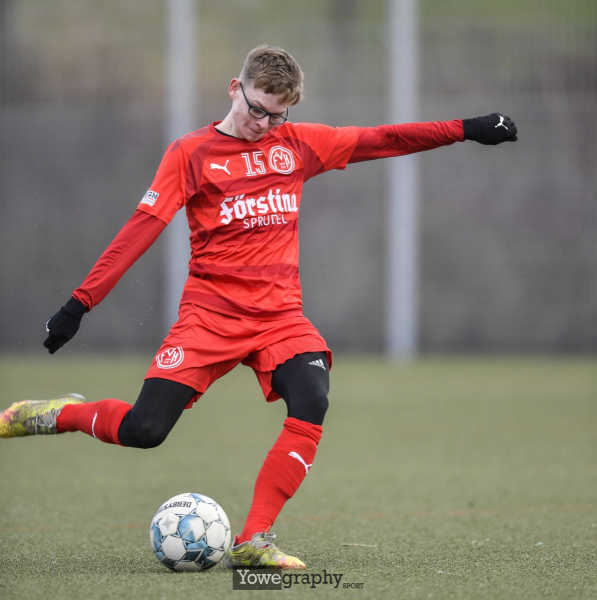 12_Yowe_Jonas_Wenzel__YOW2636