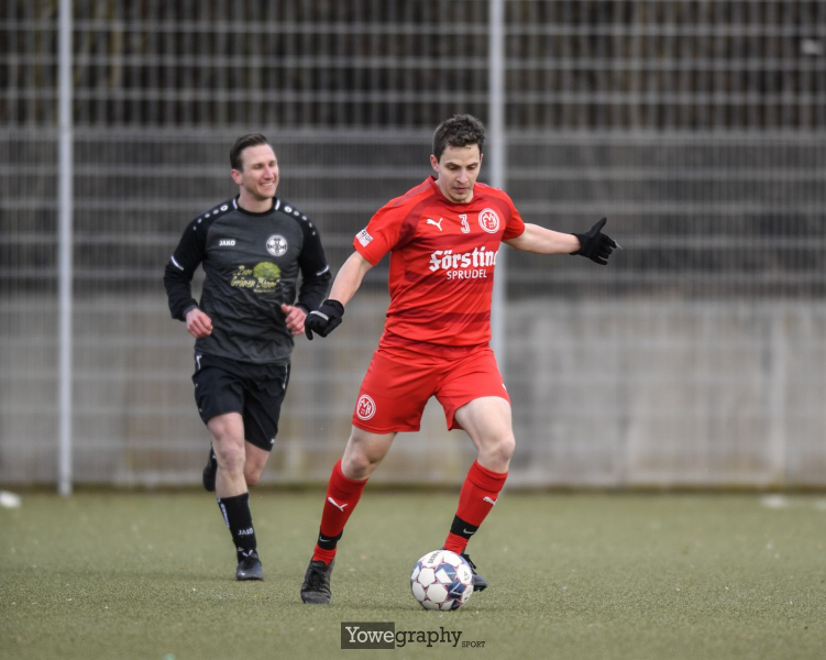 19_Yowe_Jonas_Wenzel__YOW2682