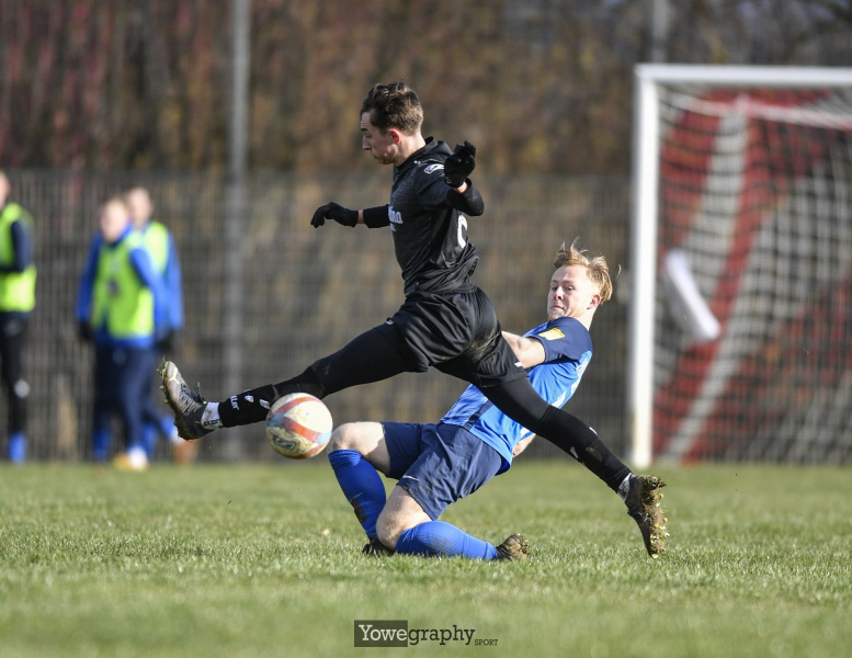 29_Yowe_Jonas_Wenzel__YOW2886