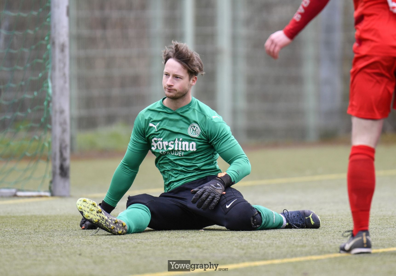 16_Yowe_Jonas_Wenzel__YOW6855