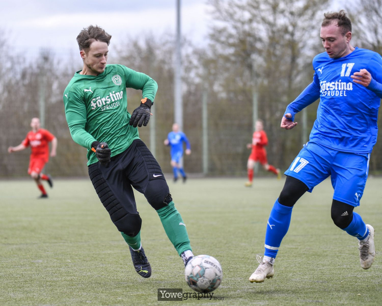 28_Yowe_Jonas_Wenzel__YOW6935