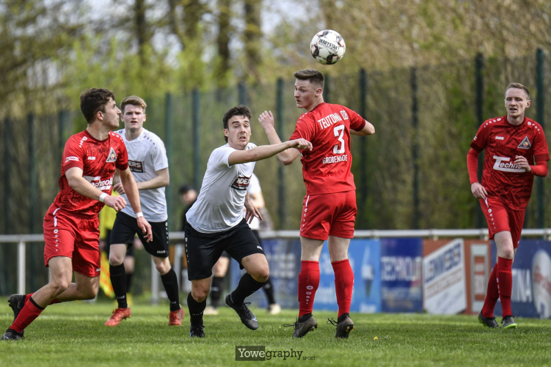 01_Yowe_Jonas_Wenzel__YOW0842