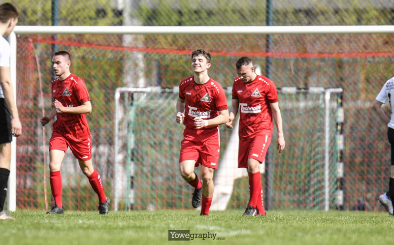 30_Yowe_Jonas_Wenzel__YOW1004