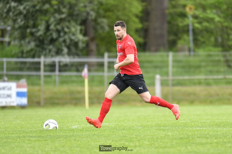 06_Yowe_Jonas_Wenzel__YOW4027