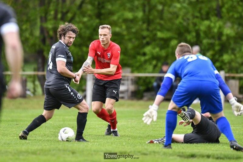 28_Yowe_Jonas_Wenzel__YOW4140
