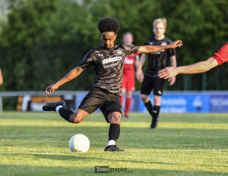 32_Yowe_Jonas_Wenzel__YOW5225