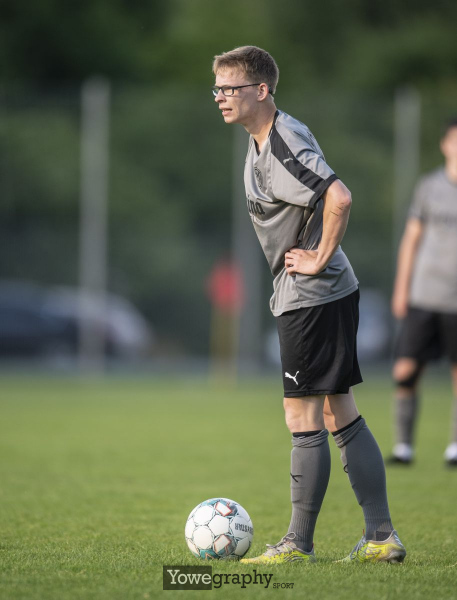 07_Yowe_Jonas_Wenzel__YOW6700