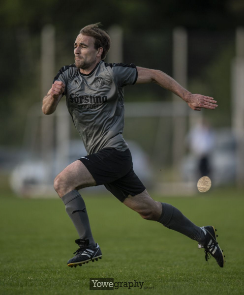 14_Yowe_Jonas_Wenzel__YOW6729