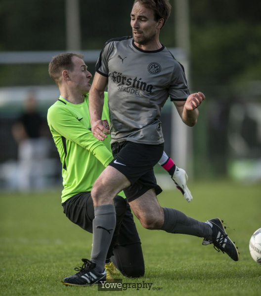 15_Yowe_Jonas_Wenzel__YOW6735