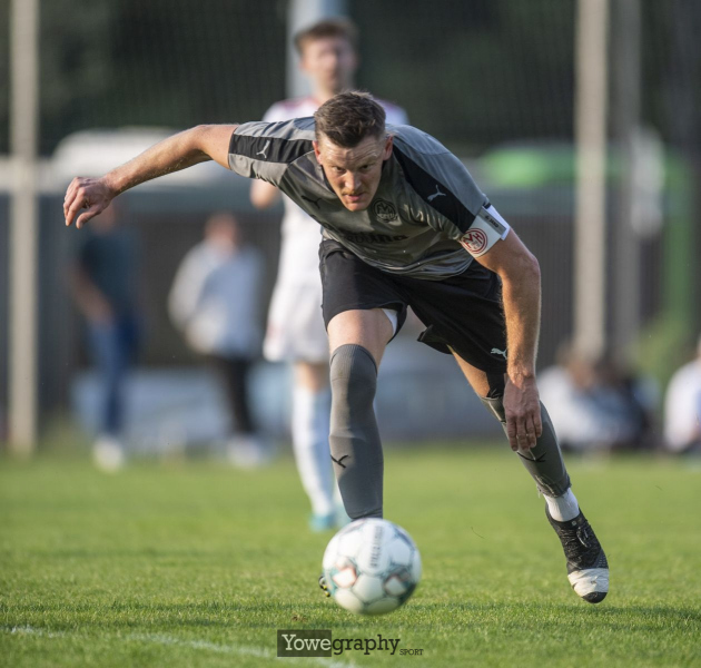 22_Yowe_Jonas_Wenzel__YOW6805