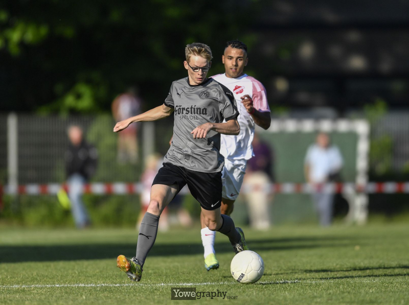 12_Yowe_Jonas_Wenzel__YOW9079