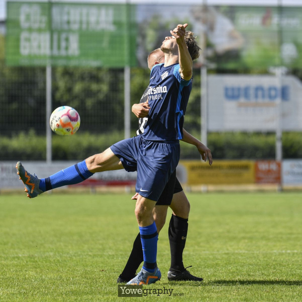 12_Yowe_Jonas_Wenzel__YOW5354