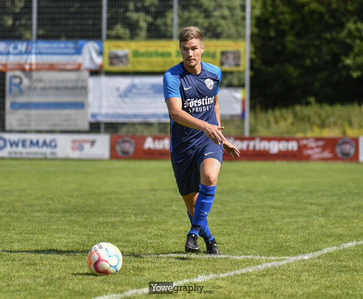 25_Yowe_Jonas_Wenzel__YOW5426