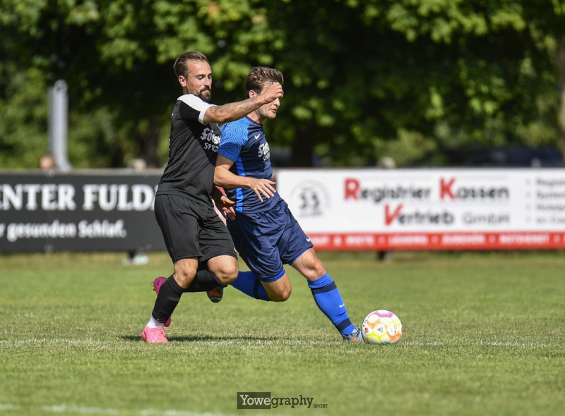 28_Yowe_Jonas_Wenzel__YOW5442