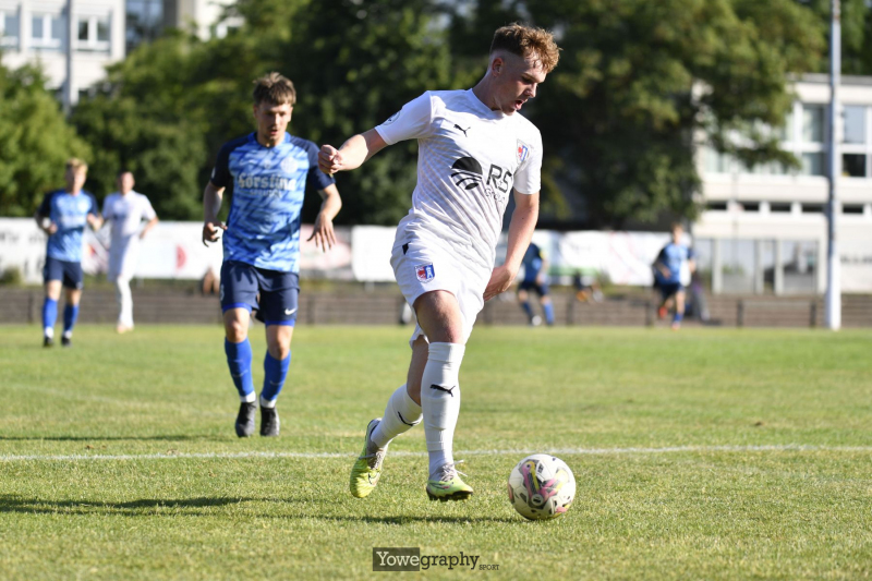 37_Yowe_Jonas_Wenzel__YOW0398