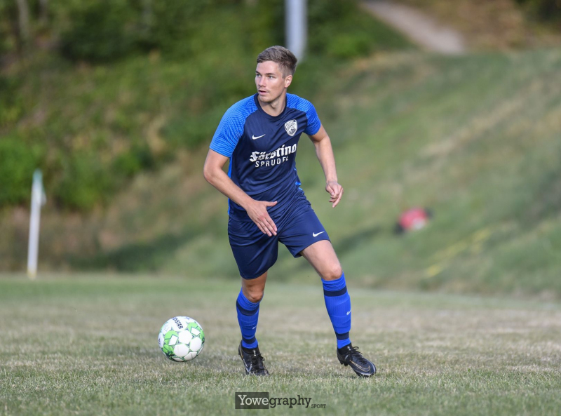 25_Yowe_Jonas_Wenzel__YOW3450