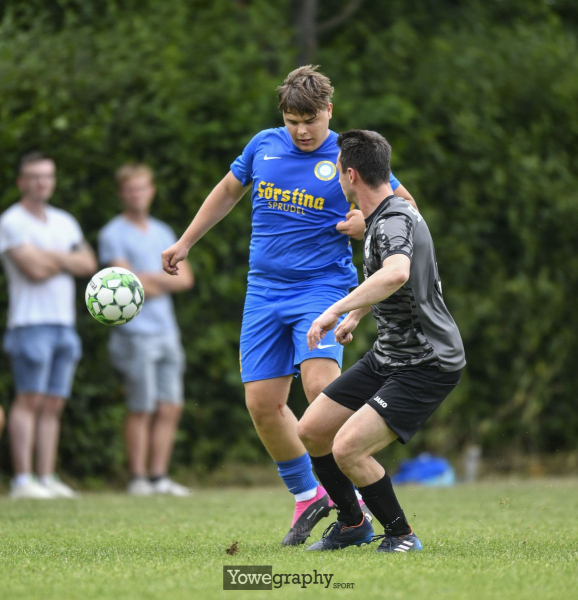 15_Yowe_Jonas_Wenzel__YOW4279