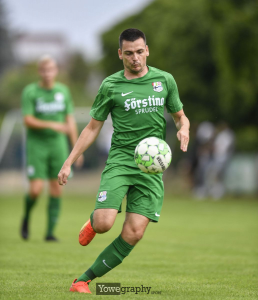 06_Yowe_Jonas_Wenzel__YOW4773