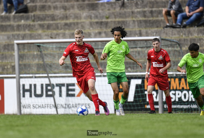 15_Yowe_Jonas_Wenzel__YOW6376