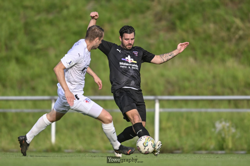 37_Yowe_Jonas_Wenzel__YZ94445