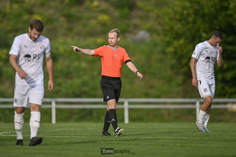 40_Yowe_Jonas_Wenzel__YZ94472