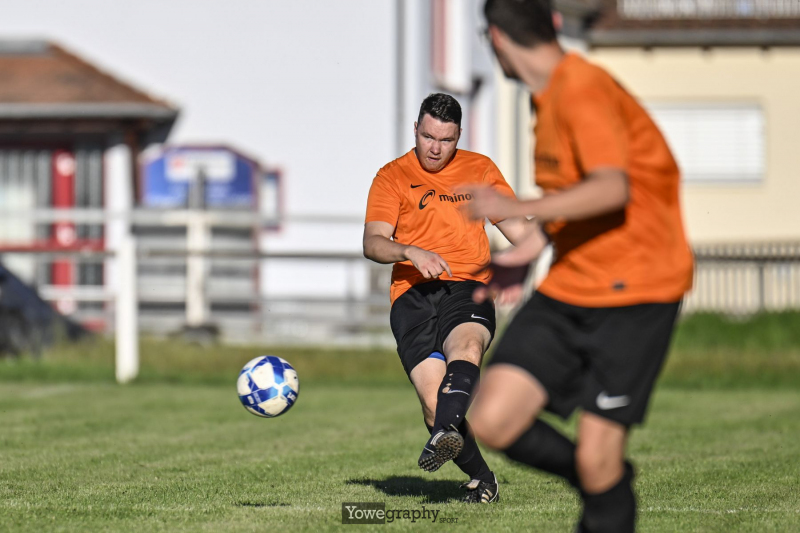 02_Yowe_Jonas_Wenzel__YZ94644