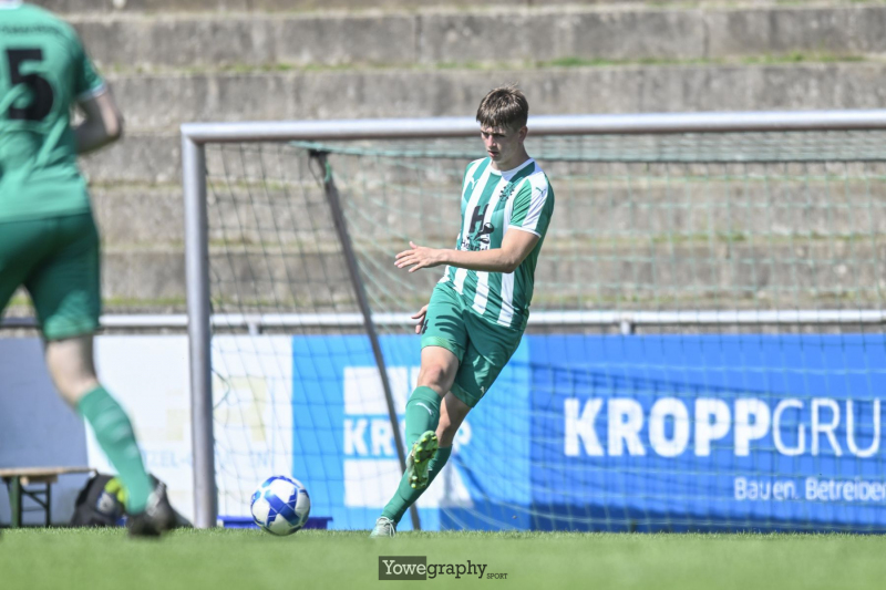 09_Yowe_Jonas_Wenzel__YZ95095