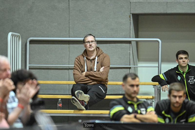 44_Yowe_Jonas_Wenzel__YZ96045