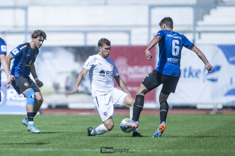 18_Yowe_Jonas_Wenzel__YZ96631