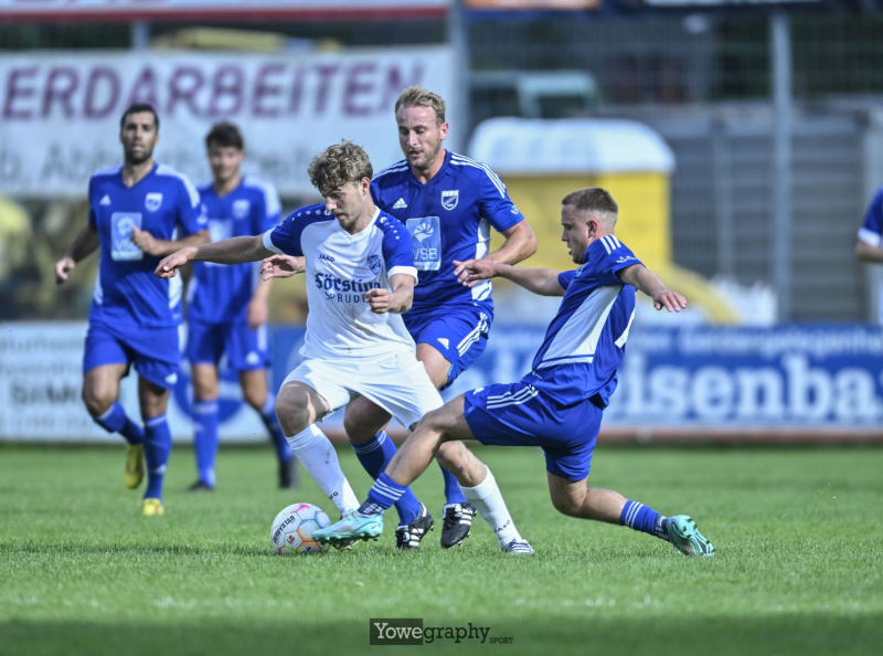31_Yowe_Jonas_Wenzel__YZ97386