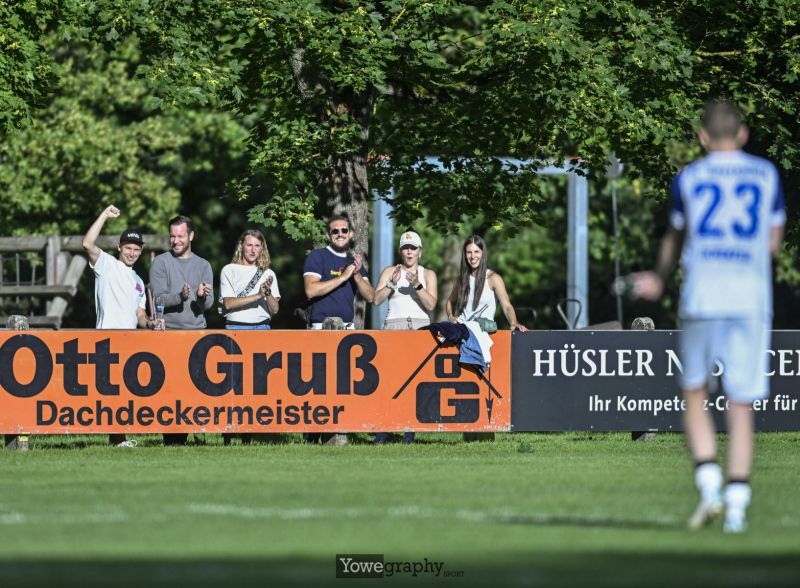 42_Yowe_Jonas_Wenzel__YZ97512