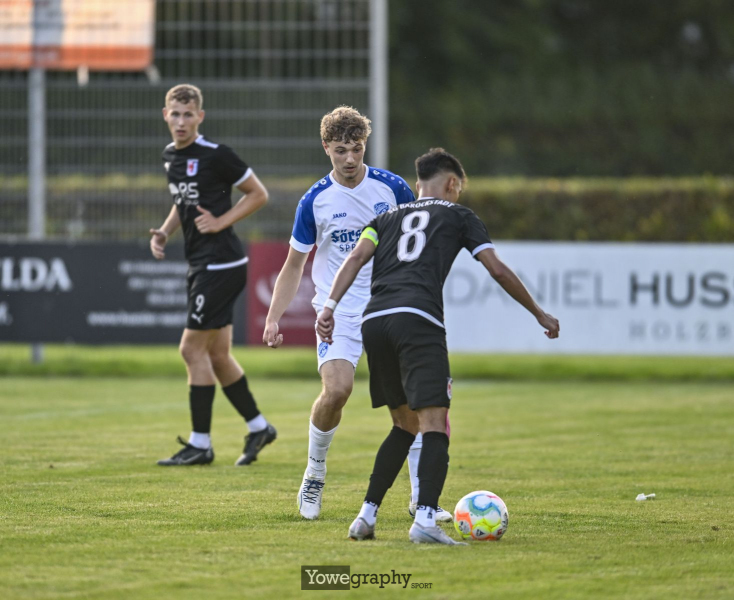 42_Yowe_Jonas_Wenzel__YZ98579