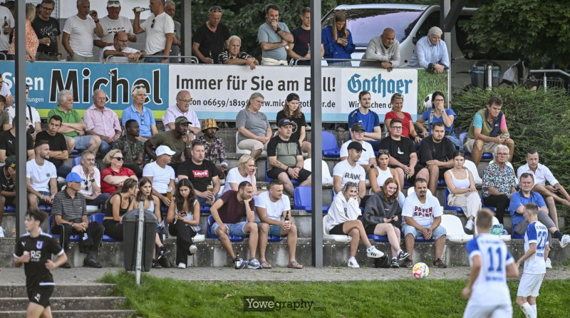 45_Yowe_Jonas_Wenzel__YZ98590
