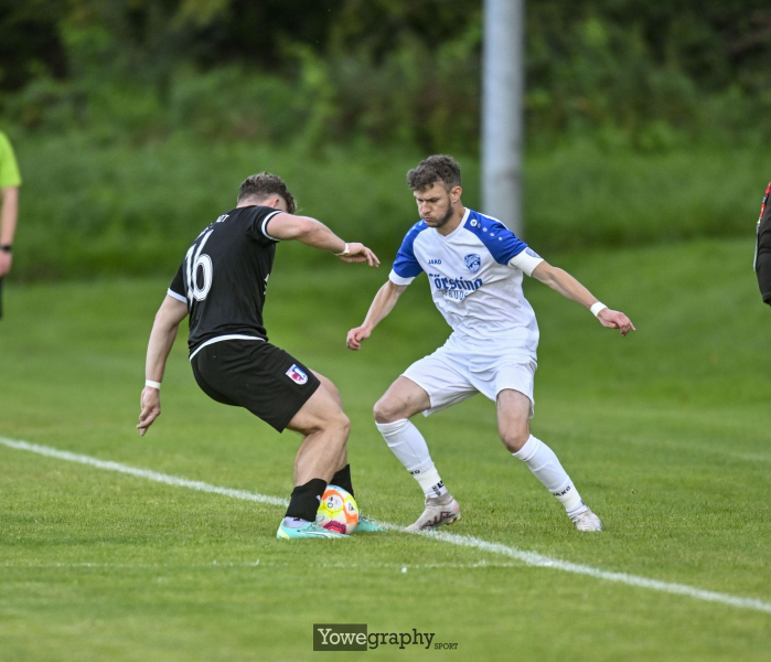 48_Yowe_Jonas_Wenzel__YZ98615