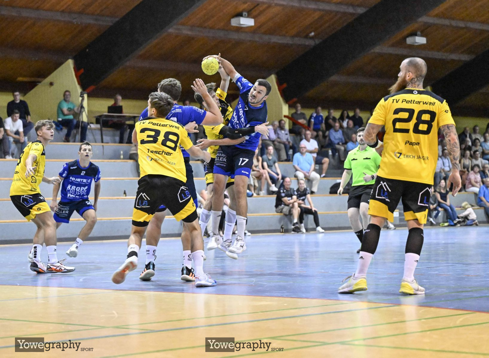 15_Yowe_Jonas_Wenzel__YZ90340