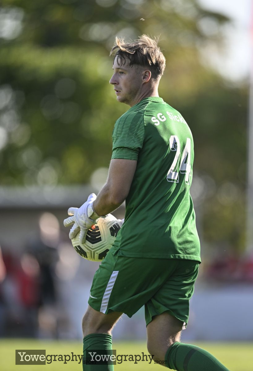 03_Yowe_Jonas_Wenzel__YZ90015