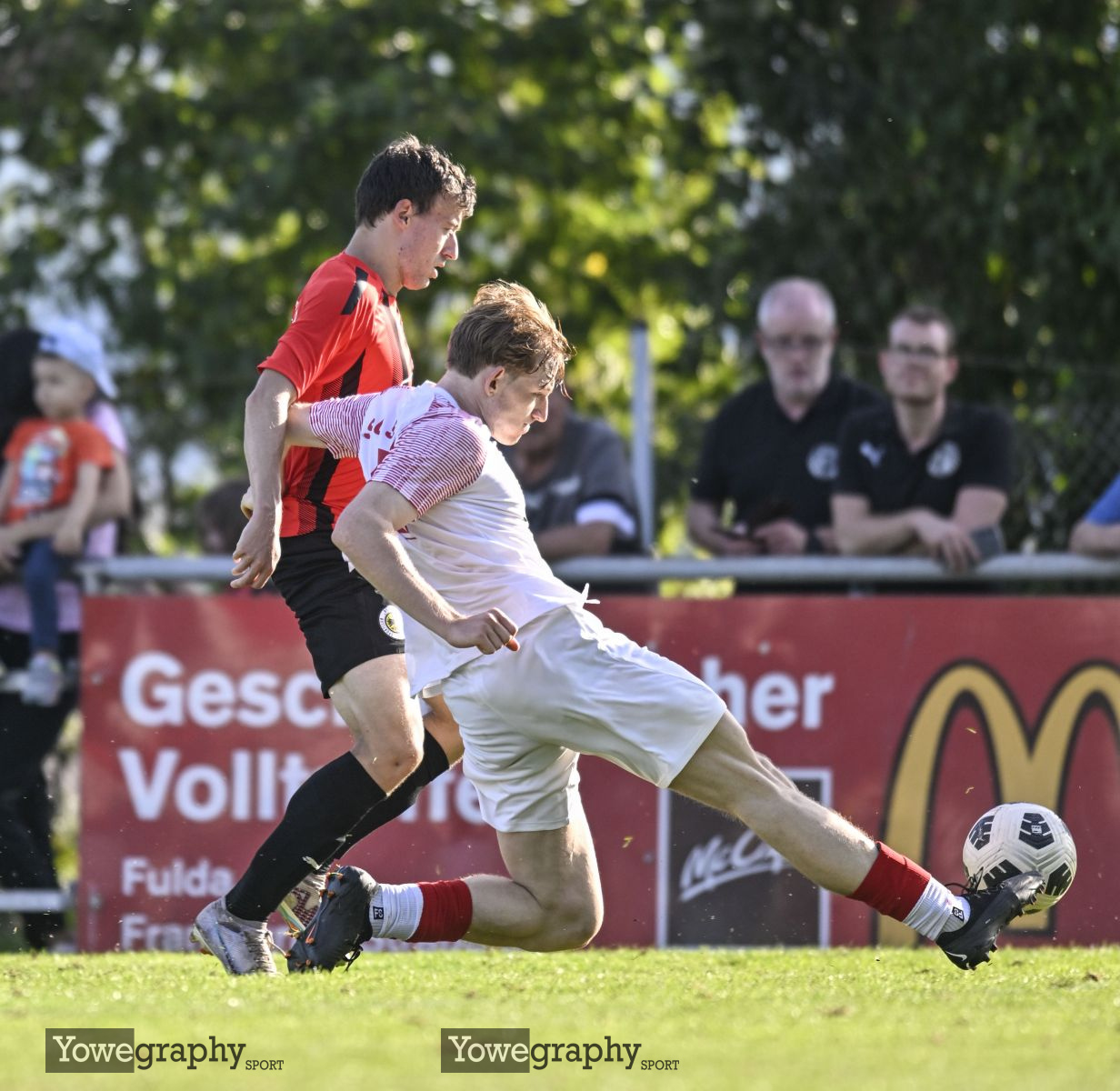 24_Yowe_Jonas_Wenzel__YZ90129
