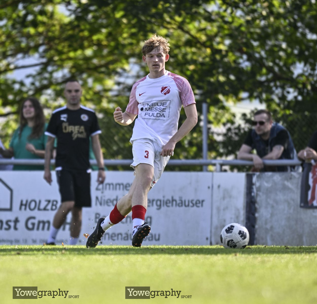 46_Yowe_Jonas_Wenzel__YZ99850